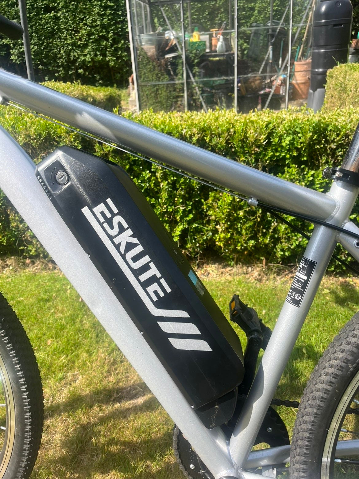 Eskute m100 Electric mountain bike 27.5 inch used fantastic condition COLLECTION ONLY! , PLEASE EMAIL FOR ENQUIRY. THIS IS NOT SOLD OUT AND IS FOR SALE