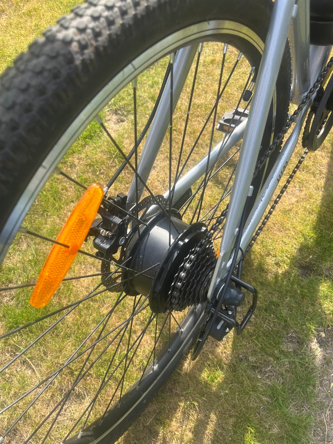 Eskute m100 Electric mountain bike 27.5 inch used fantastic condition COLLECTION ONLY! , PLEASE EMAIL FOR ENQUIRY. THIS IS NOT SOLD OUT AND IS FOR SALE